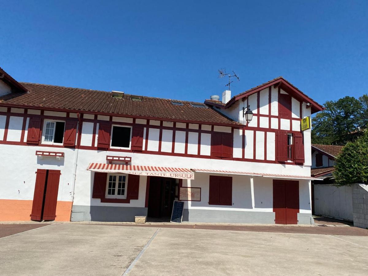 Auberge Chez Tante Ursule 캄보레방 외부 사진