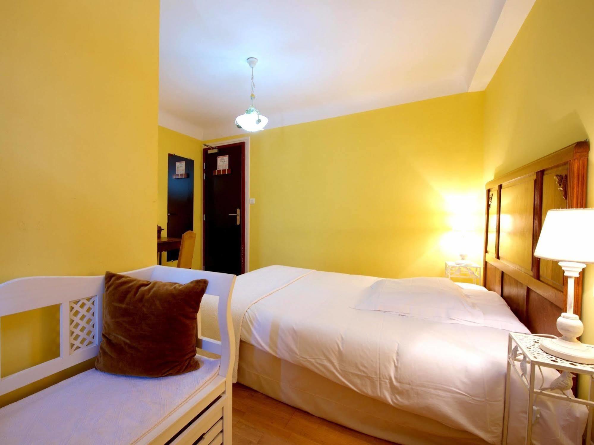 Auberge Chez Tante Ursule 캄보레방 외부 사진