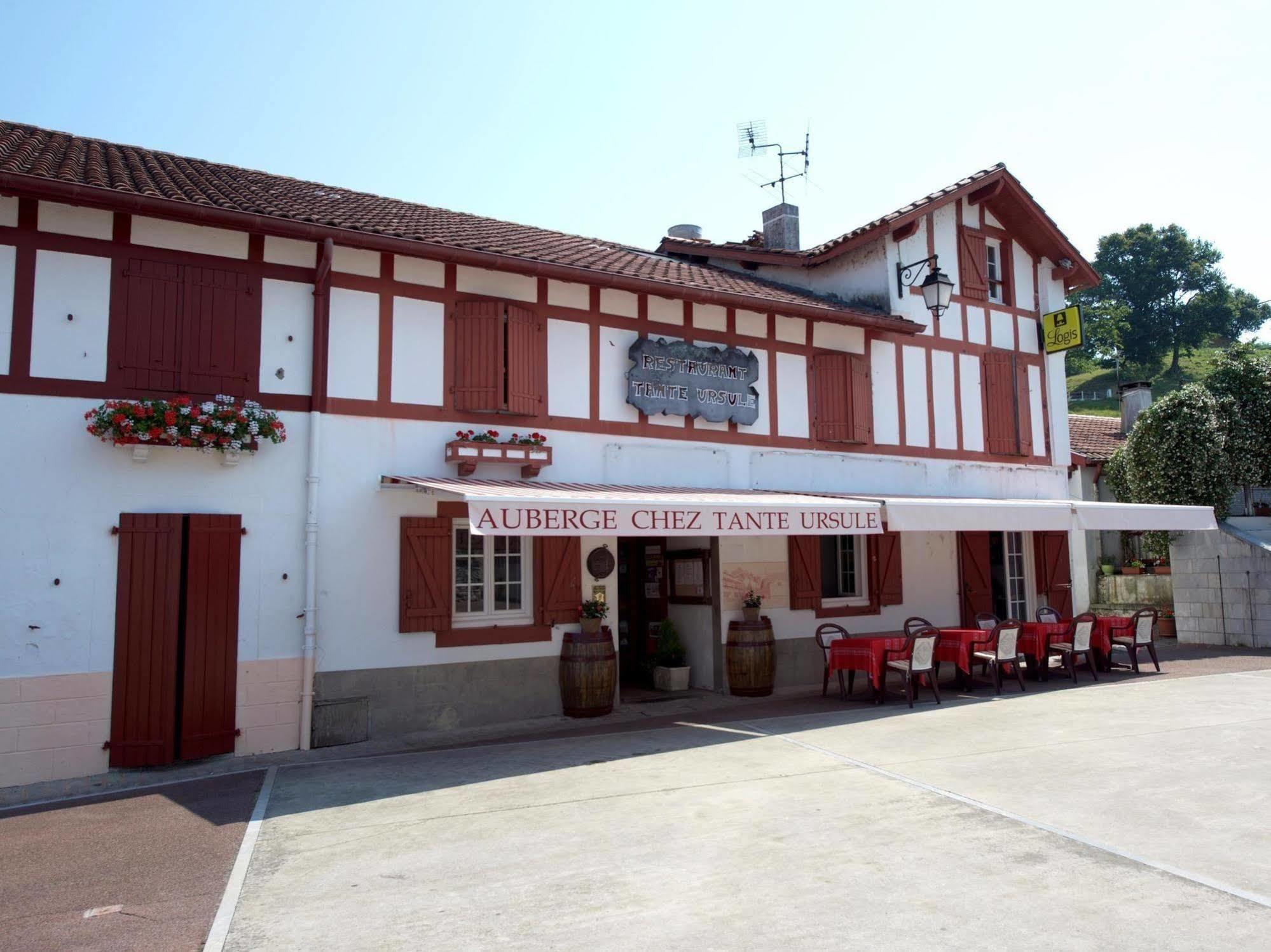 Auberge Chez Tante Ursule 캄보레방 외부 사진